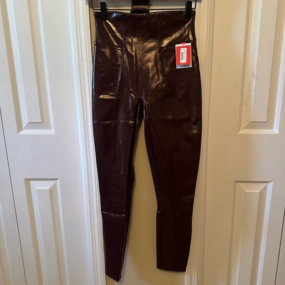 SPANX: FAUX PATENT LEATHER LEGGINGS, RUBY Size Petite Small. NWT. 128 retail - Picture 8 of 11